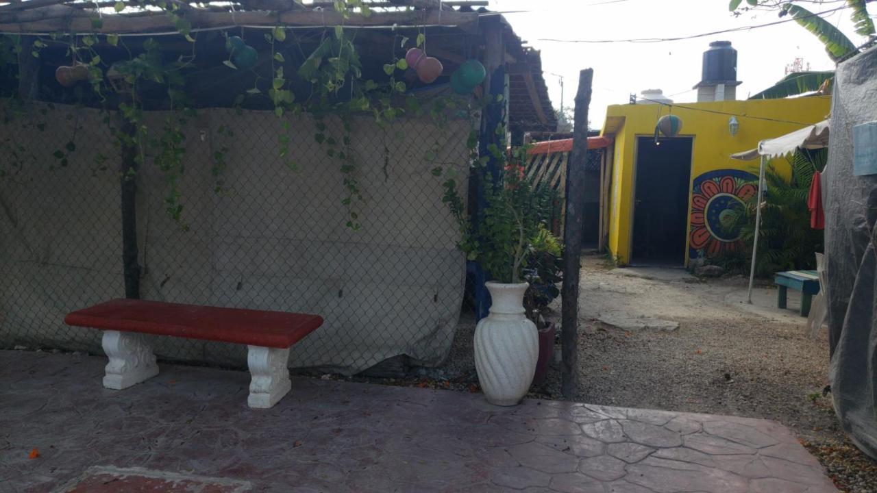 Hostal Y Camping Las G Bacalar Extérieur photo